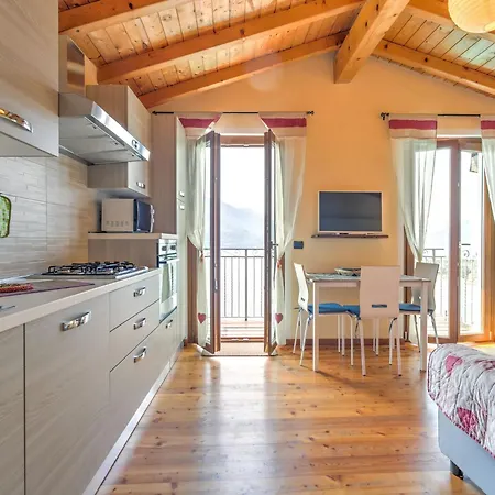 Ferienhaus Apartment Near Lake Como With Pool, Cleaning Included Gravedona