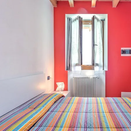 Ferienhaus Apartment Near Lake Como With Pool, Cleaning Included Gravedona